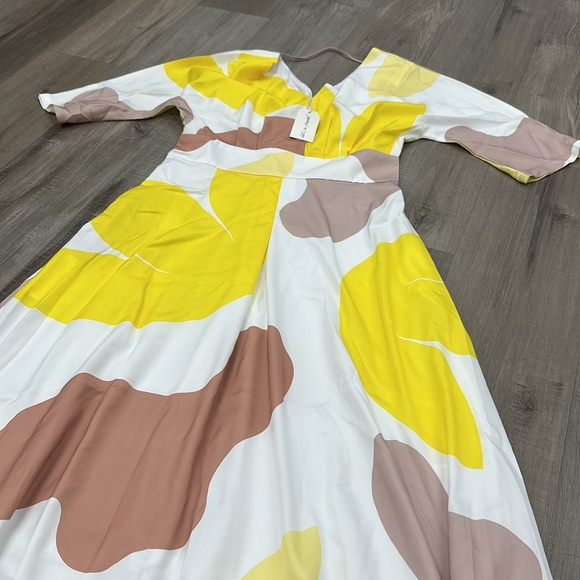 NWT - Long Yellow, Cream & Brown Dress with Pockets! - Picture 2 of 7